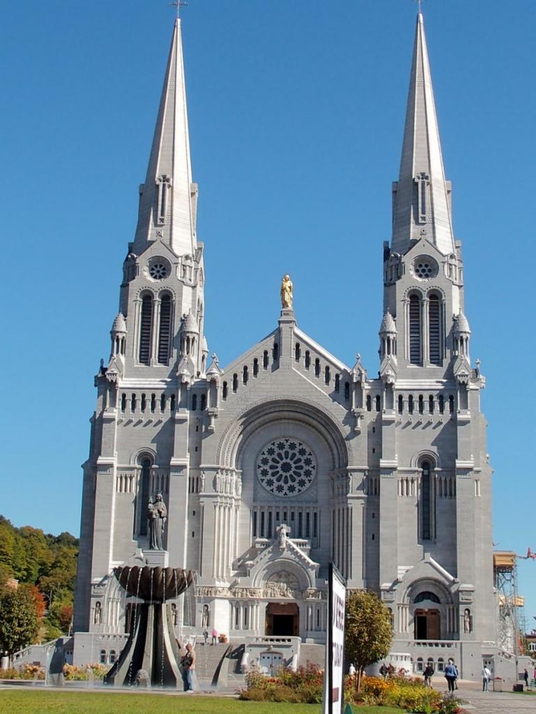 J Ste Anne de Beaupré 1