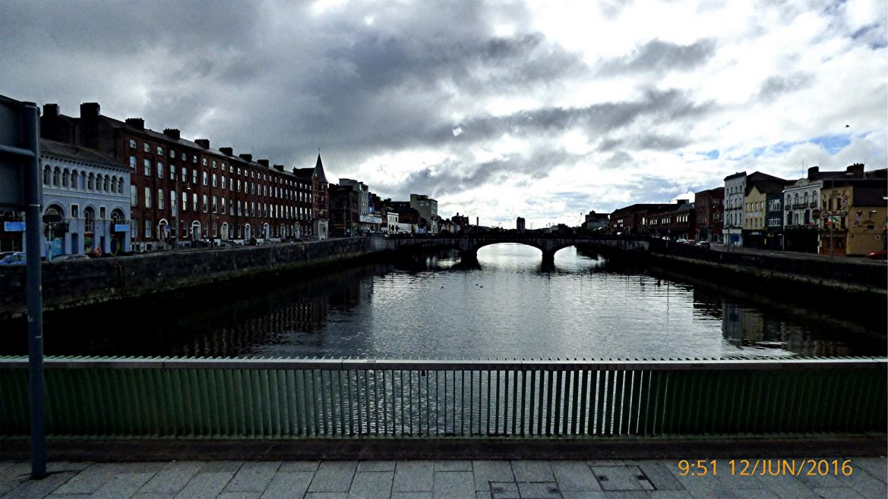 P1000162 Cork